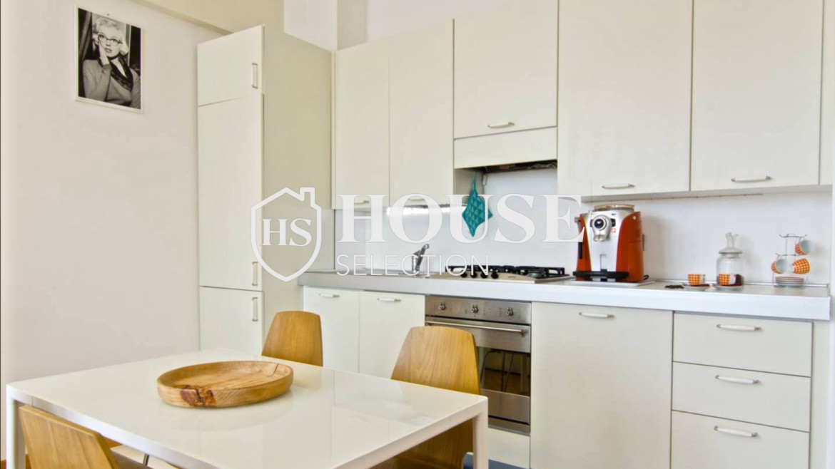 Affitto appartamento monolocale grattacielo skyline, arredato, ascensore, Milano 3