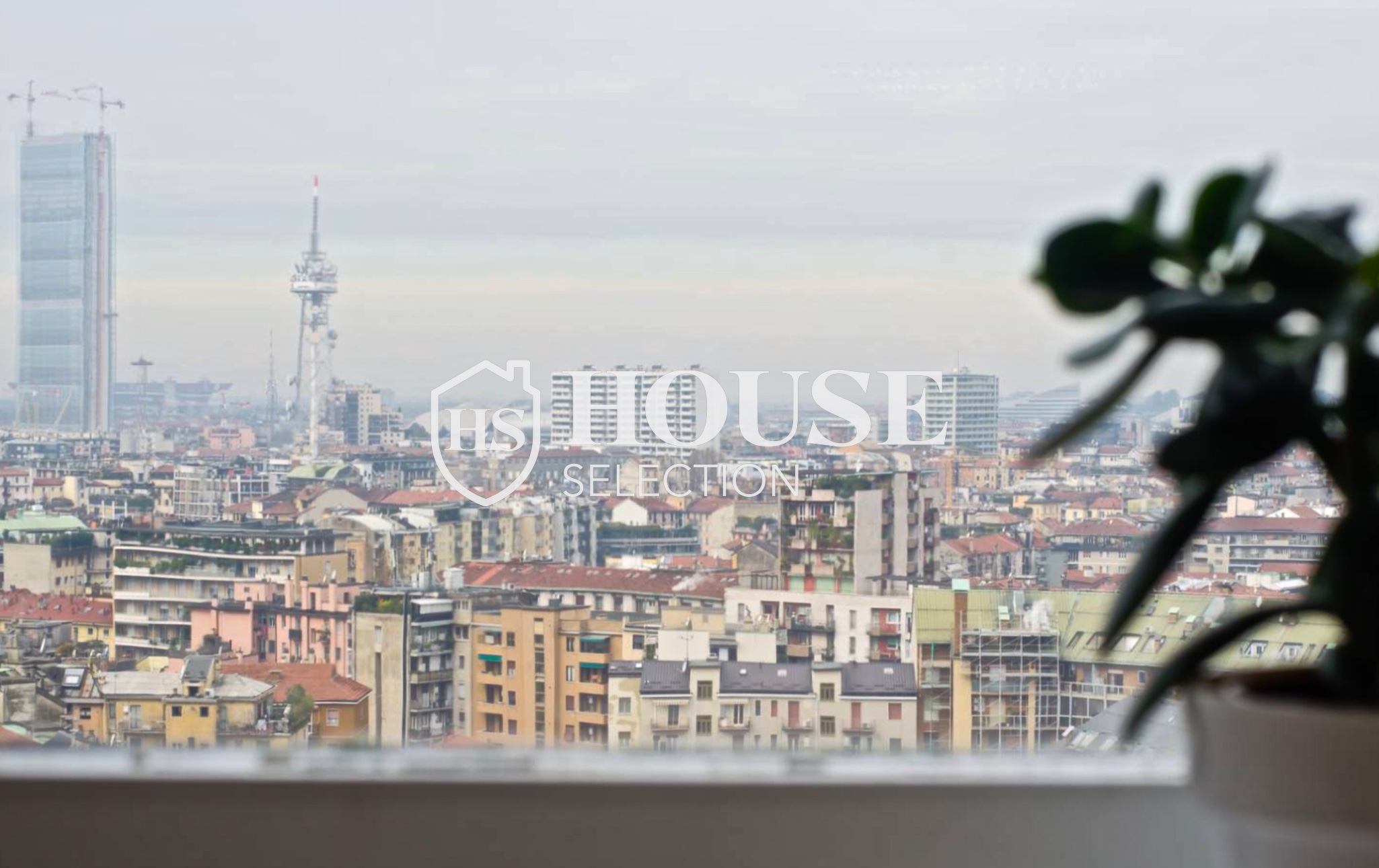 Affitto appartamento monolocale grattacielo skyline, arredato, ascensore, Milano 3