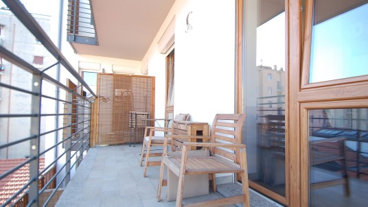 Affitto bilocale con terrazzo zona Bocconi Affitto bilocale con terrazzo zona Bocconi