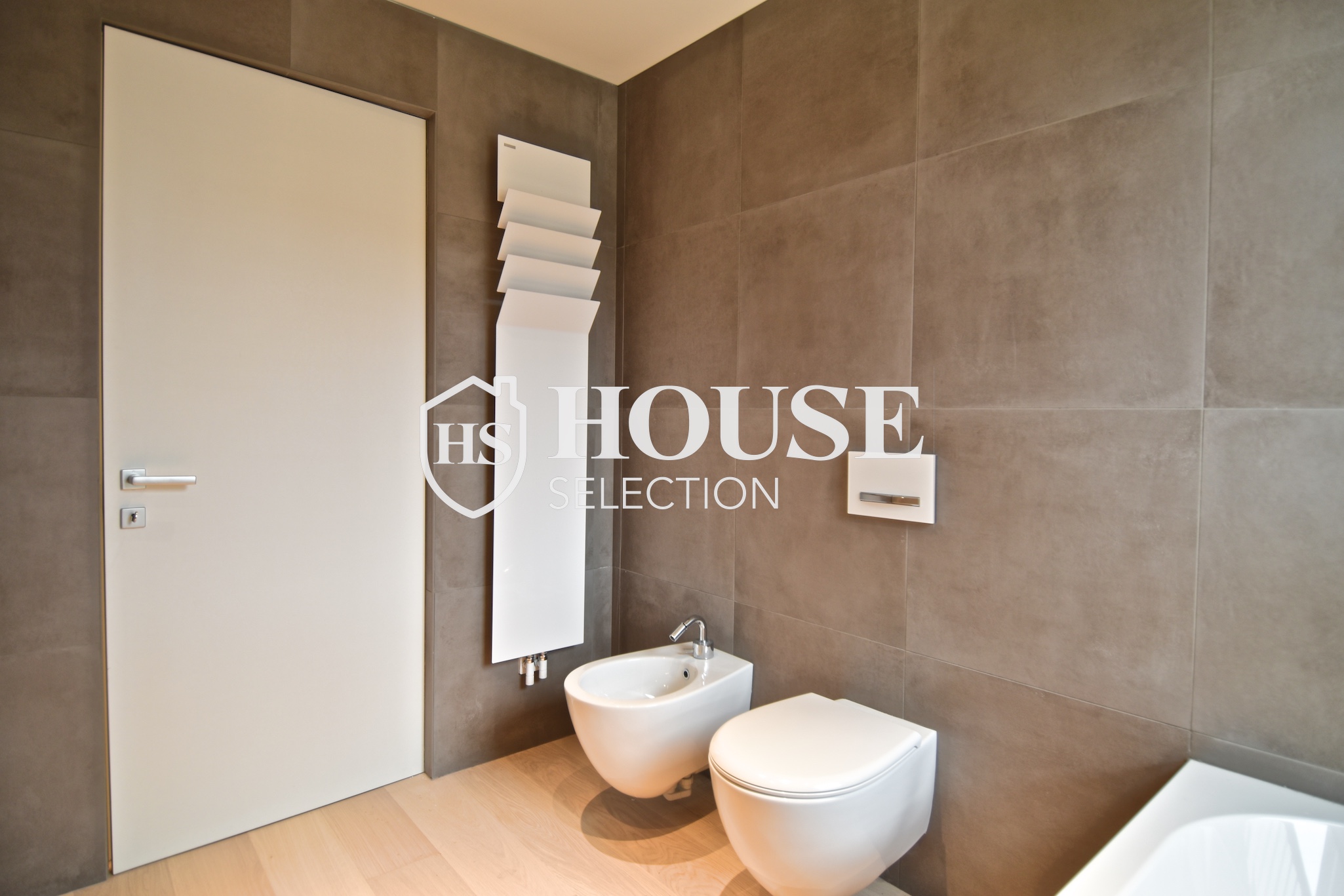 Affitto trilocale con terrazzo corso Sempione, piano alto, nuova costruzione, centro Milano 2