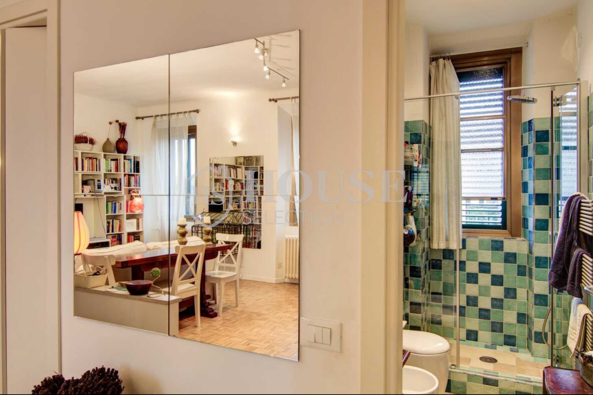 Vendita trilocale piazza Firenze, Fiera, ultimo piano, luminoso, arredato, investimento, Milano 14