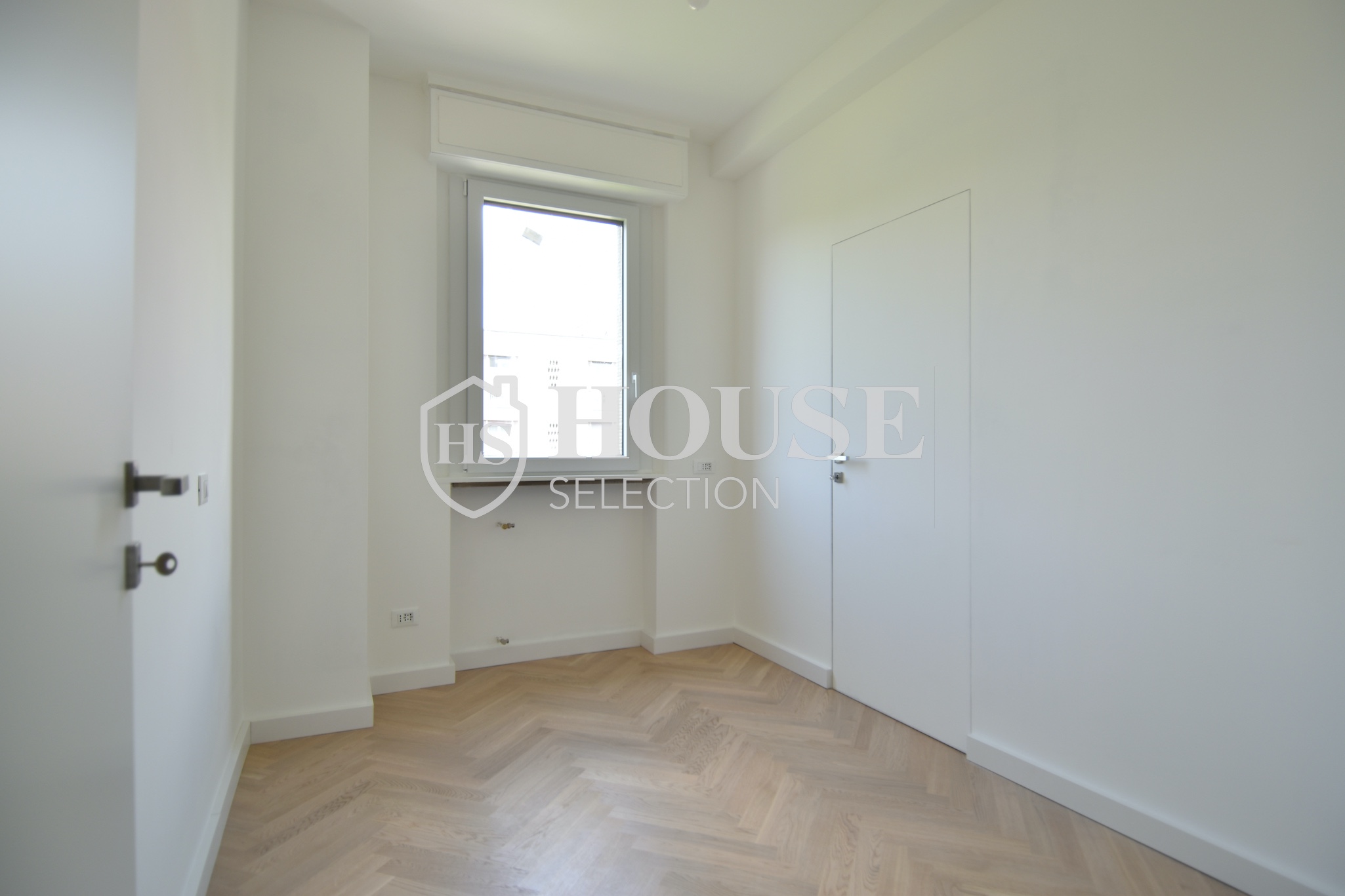 Vendita trilocale via Redaelli, nuova realizzazione, piano alto, giardino, Milano 2