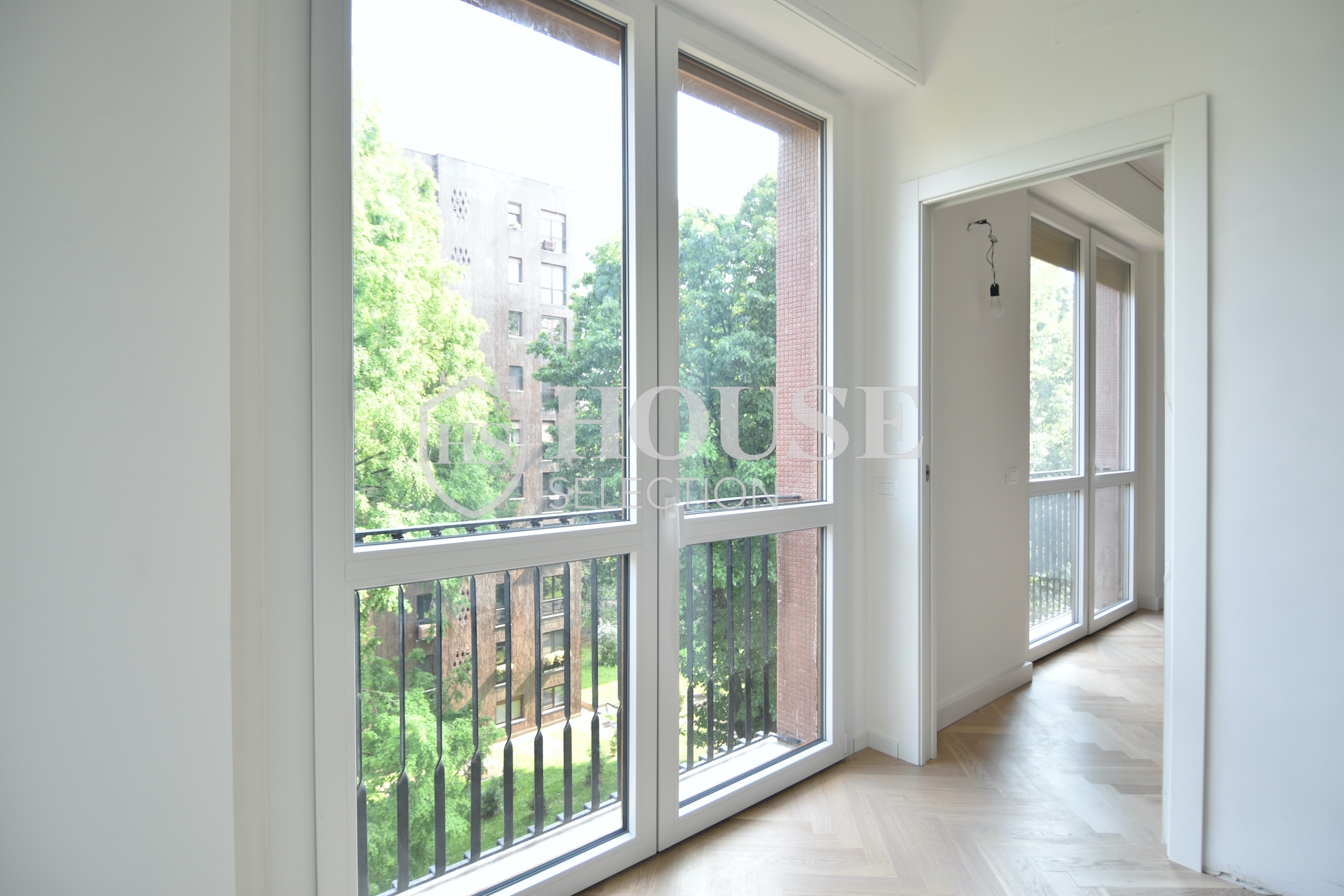 Vendita trilocale via Redaelli, nuova realizzazione, piano alto, giardino, Milano 9