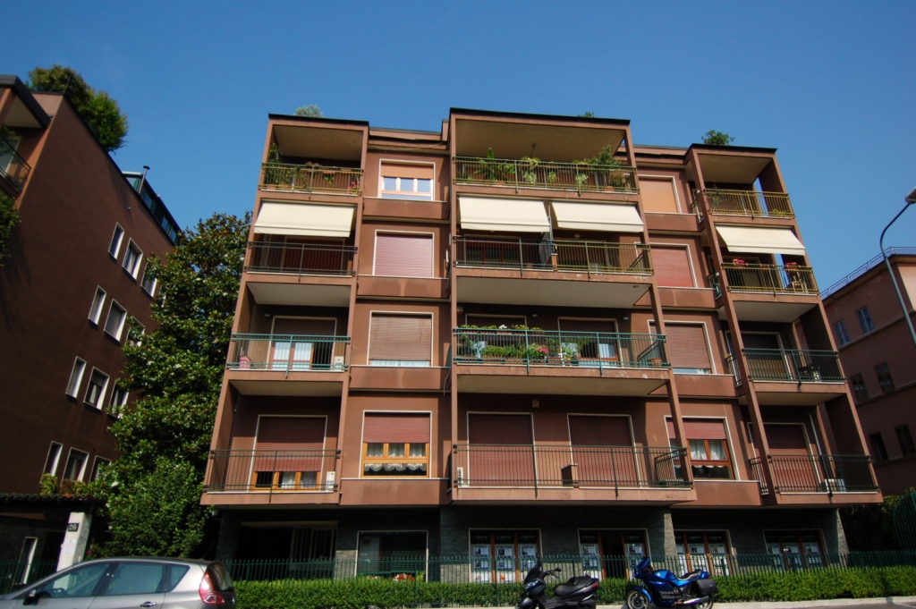 Affitto in via Cimarosa bilocale semi arredato in condominio signorile