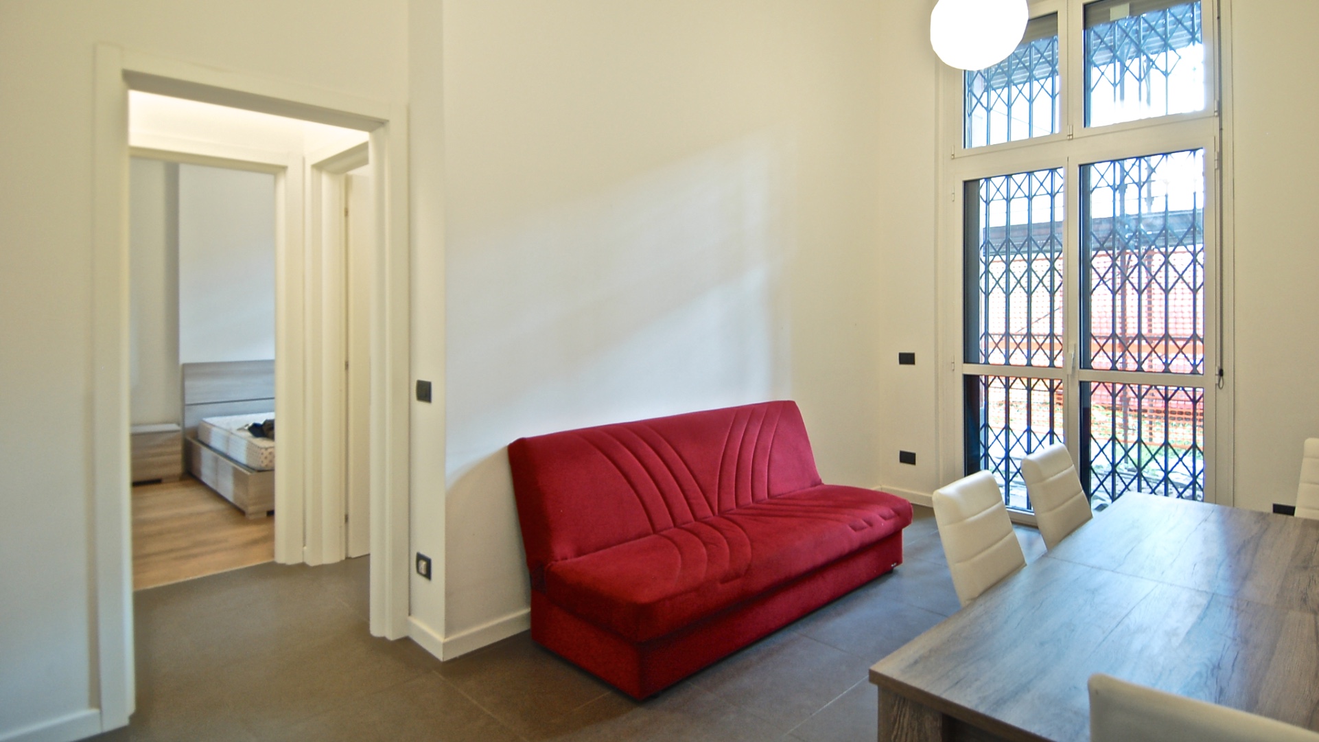 BOVISA – Bilocale soppalcabile con giardino privato