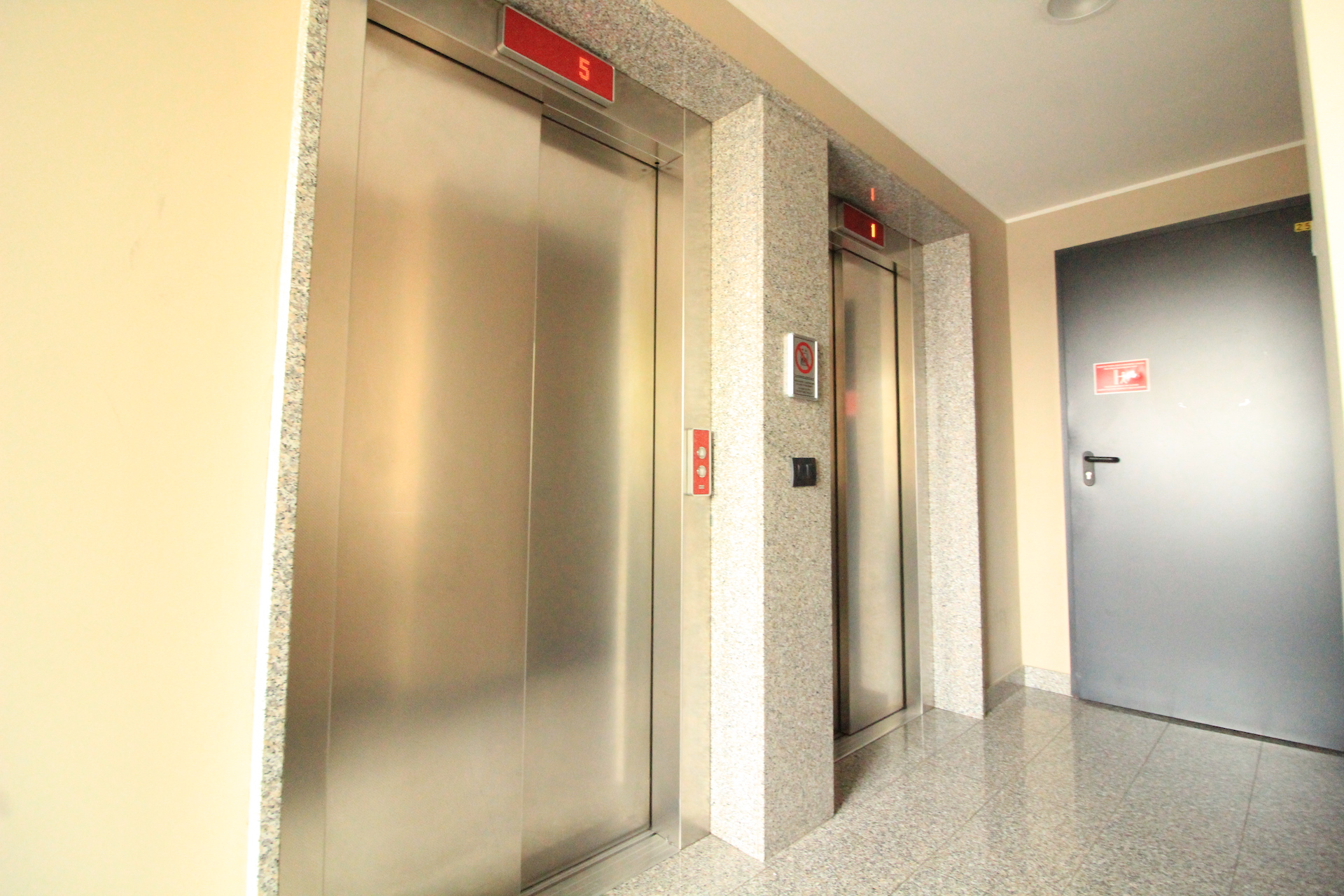 DONG - Cosenz Ascensori