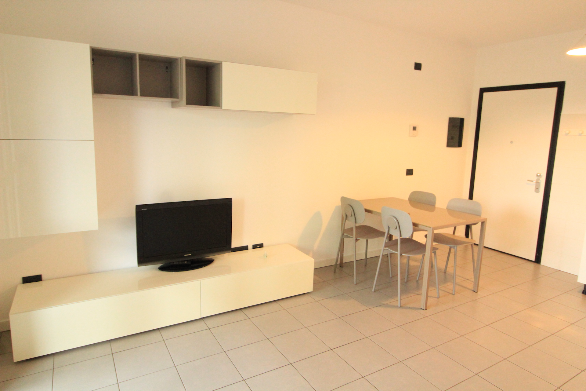 DONG - Cosenz Soggiorno B