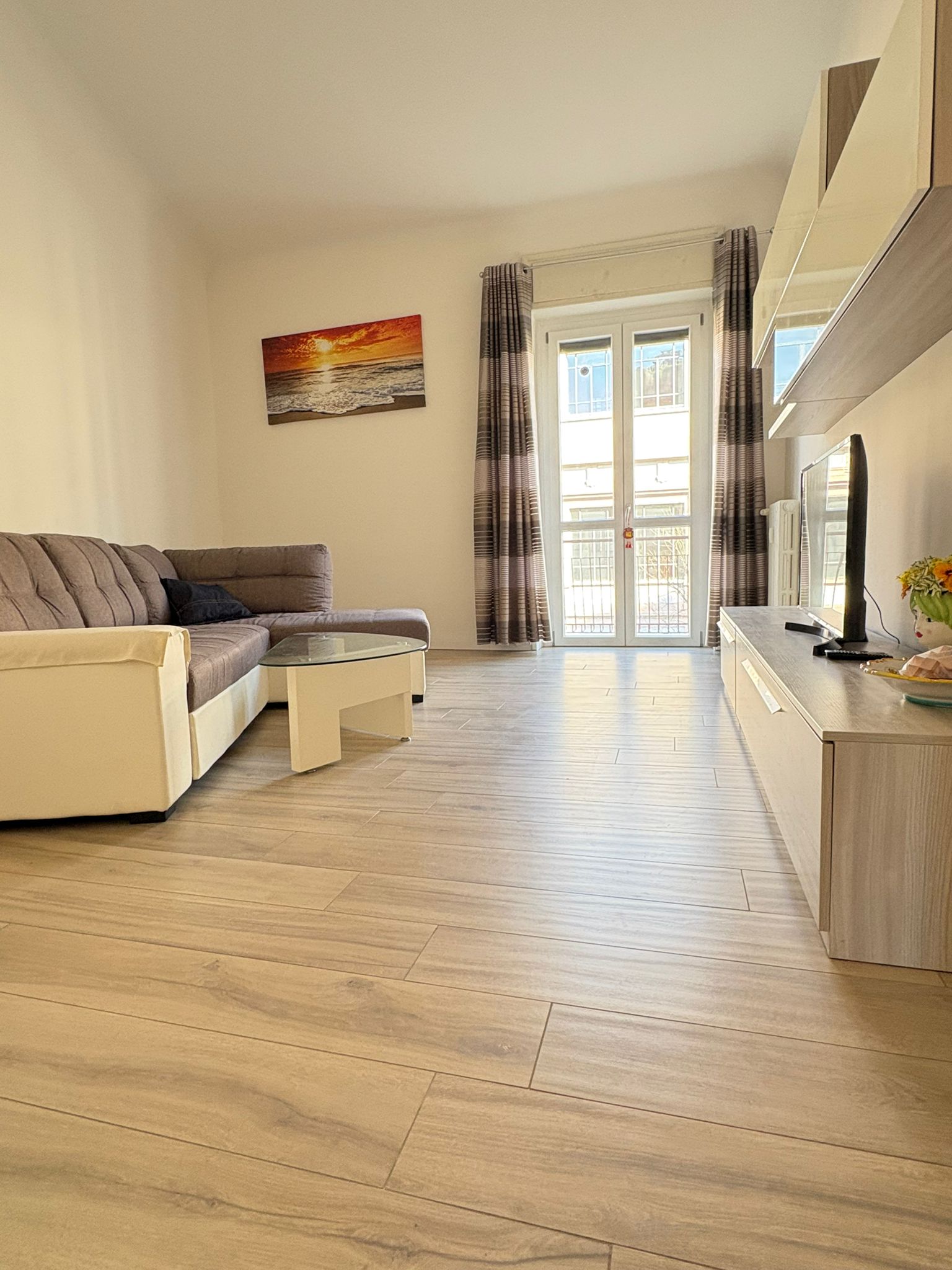 Locazione trilocale, Moscova