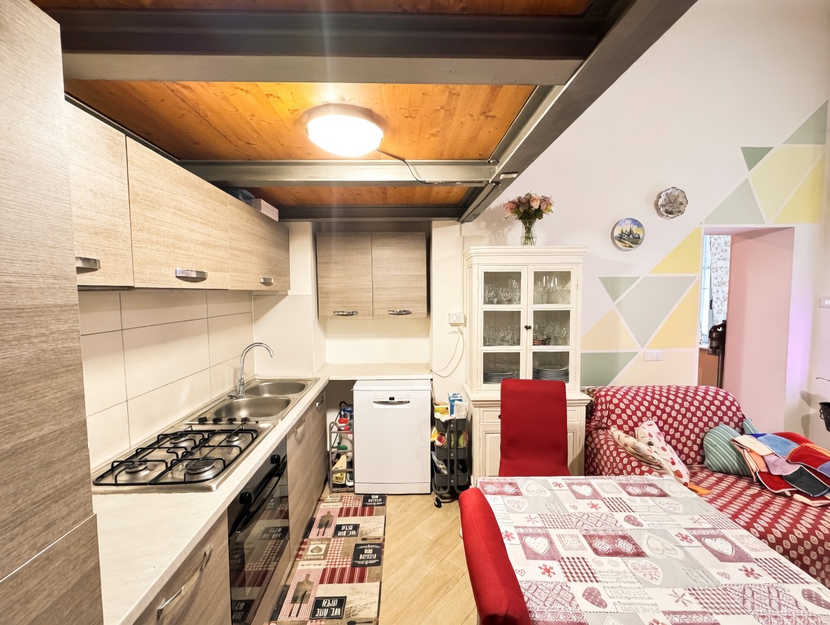 fd80a454-ce24-42c1-ac0c-dd12537d7148