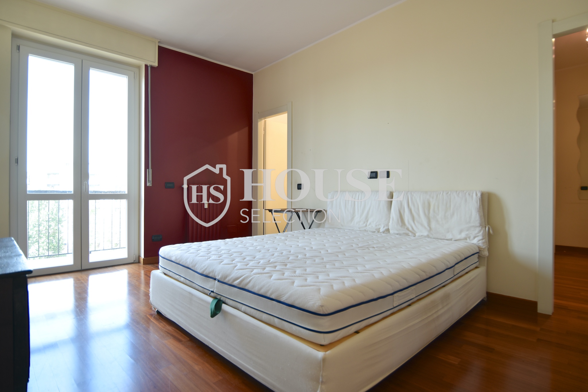Vendita tre locali con balconate, piano alto, Bovisa, Milano 11