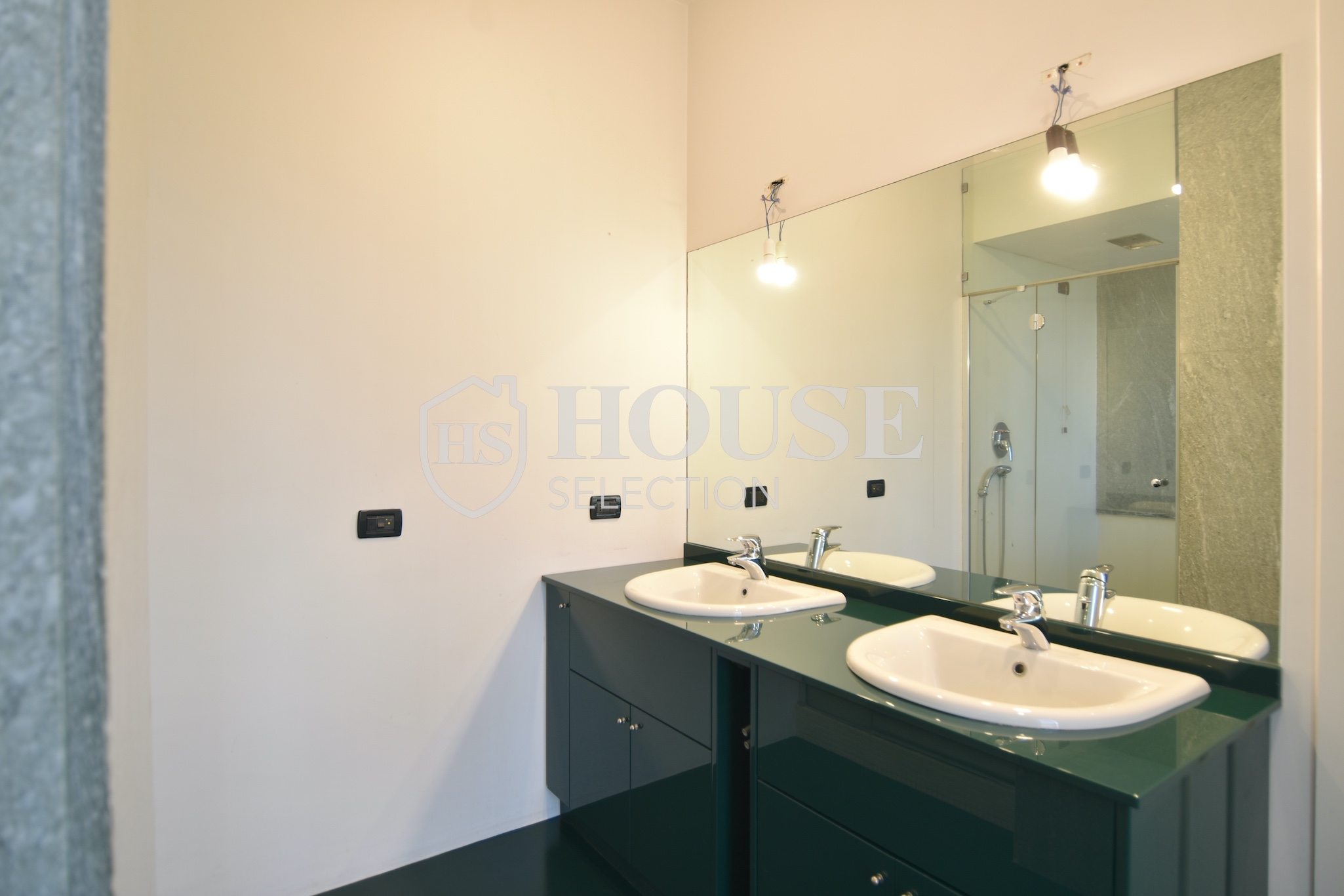 Vendita tre locali con balconate, piano alto, Bovisa, Milano 9